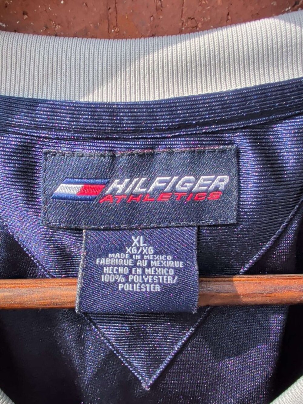 Tommy Hilfiger Athletics T-Shirt Mens XL Navy White Yellow Color Block - Picture 3 of 7